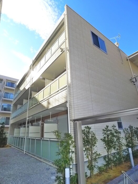 リブリ・June KALUNASIAの物件外観写真