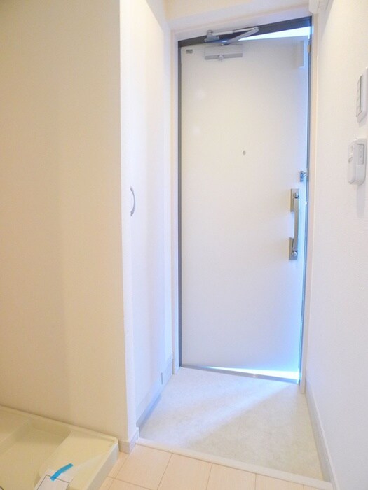 リブリ・June KALUNASIAの物件内観写真