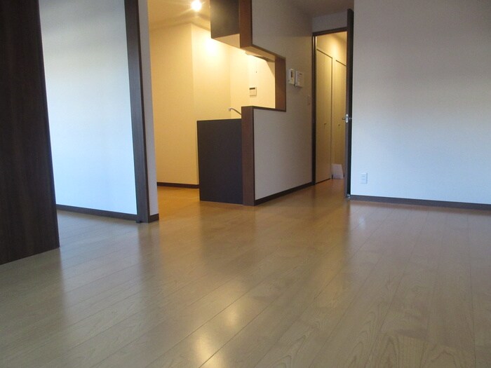 Ｌｕｓｔ Ｓｔｒａｈｌの物件内観写真