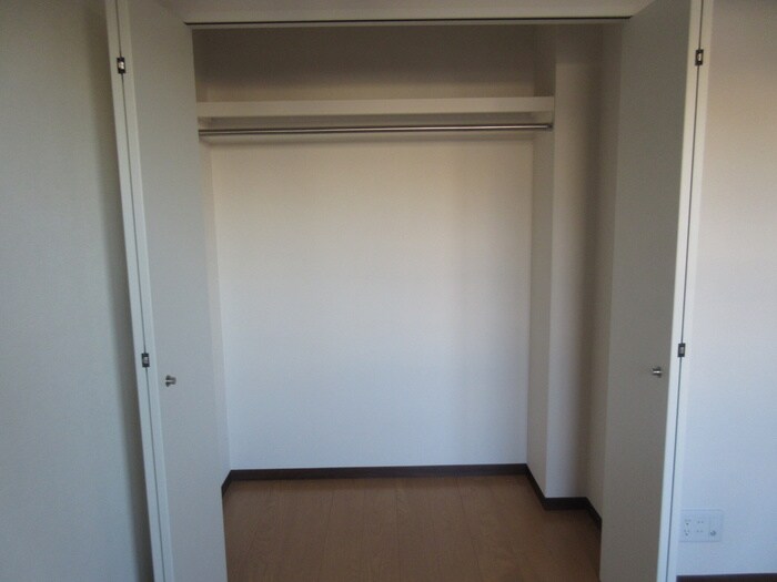 Ｌｕｓｔ Ｓｔｒａｈｌの物件内観写真