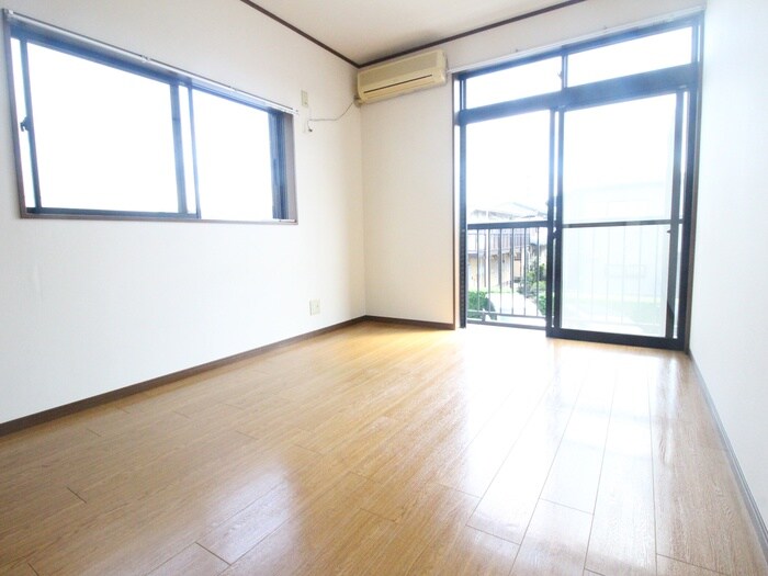 ミニ　ジュネスの物件内観写真