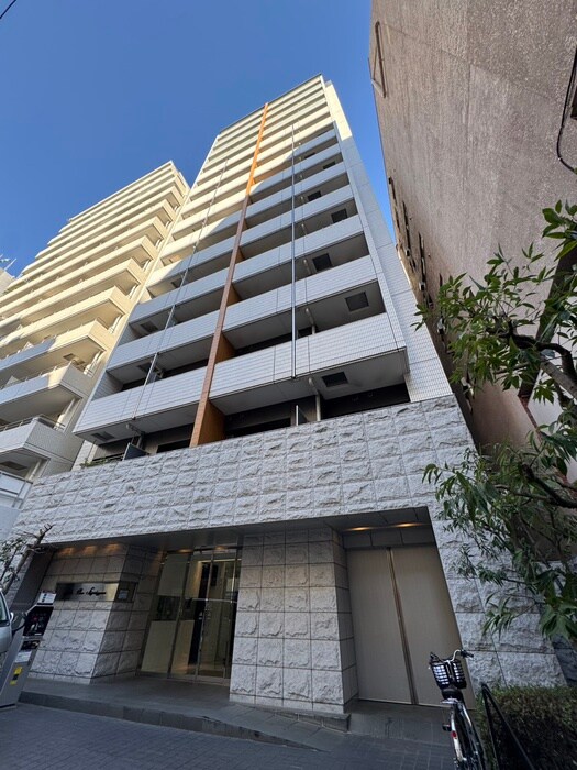 ガ－ラプレイス新宿御苑の物件外観写真