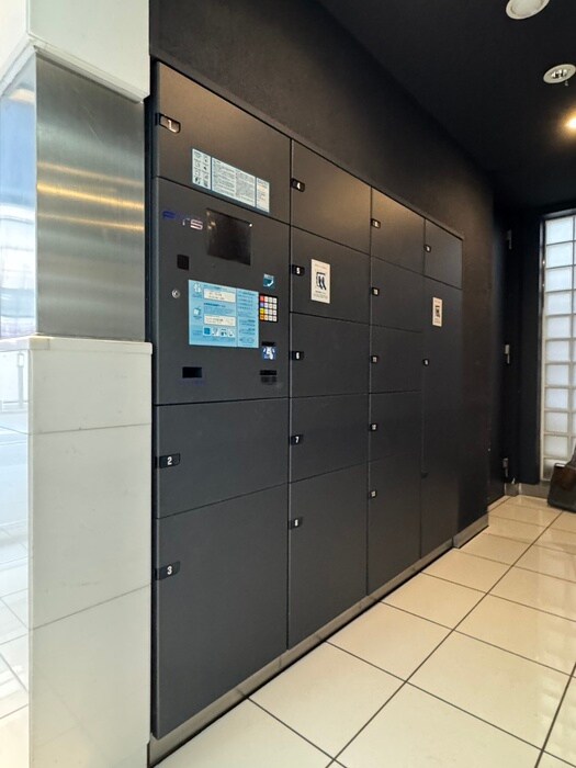 ガ－ラプレイス新宿御苑の物件外観写真