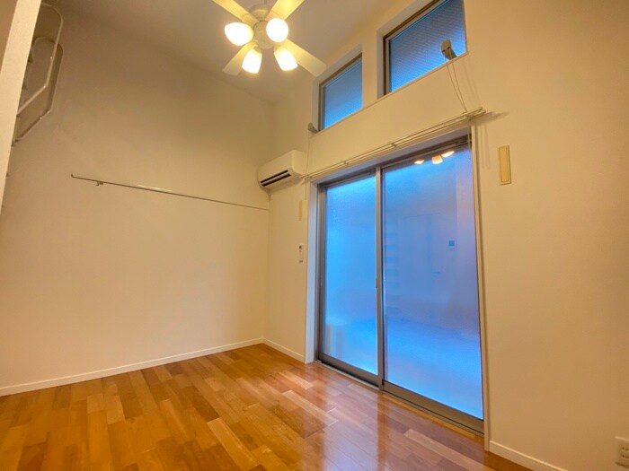 グランドソレイユ大岡の物件内観写真