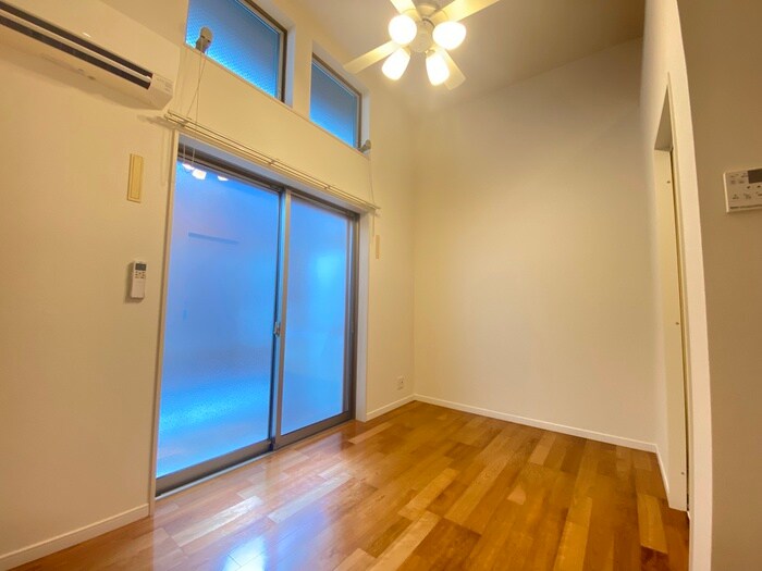 グランドソレイユ大岡の物件内観写真