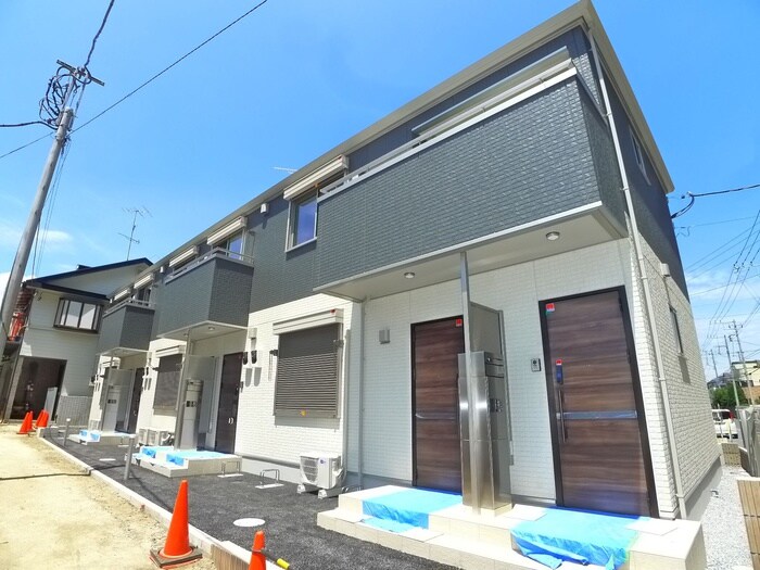 ポワソントワの物件外観写真