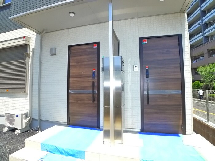 ポワソントワの物件外観写真