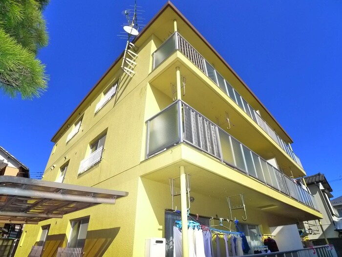 アイエムハイツ東中山の物件外観写真