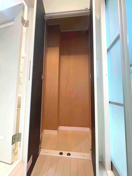 アーバン岩沢の物件内観写真