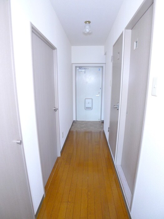 Ａｓｔｅｅ　Ｒｏｙａｌの物件内観写真