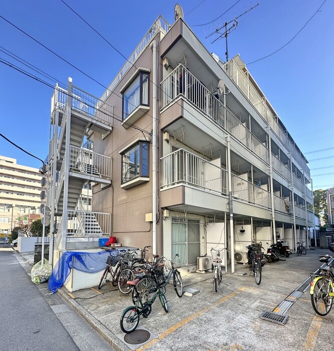 フローラ８の物件外観写真