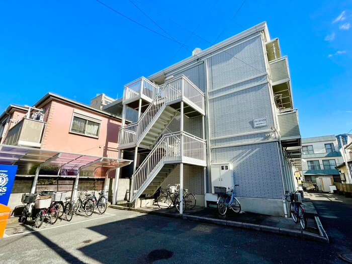 ファ－ストハウスの物件外観写真