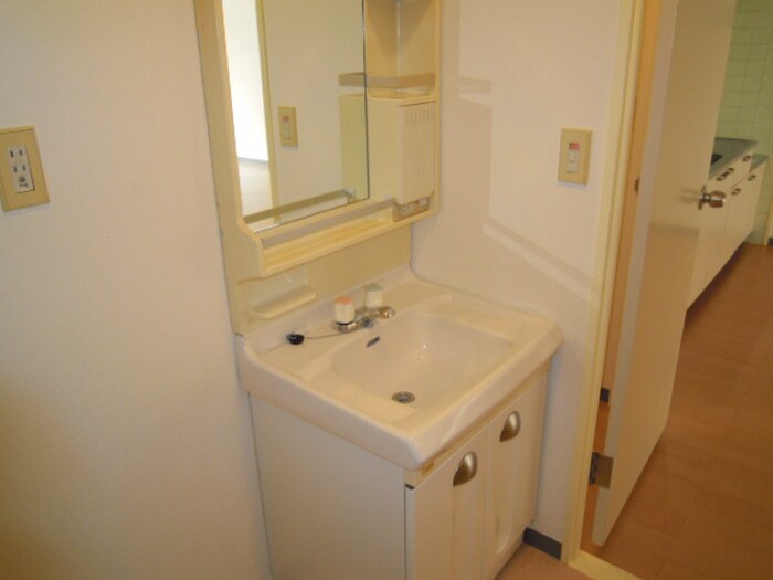 ＷＯＯＤＥＮ　ＢＥＬＬの物件内観写真