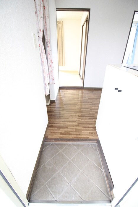 サンハイツ三内の物件内観写真