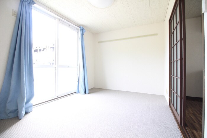 サンハイツ三内の物件内観写真