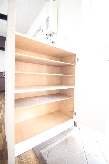 サンハイツ三内の物件内観写真