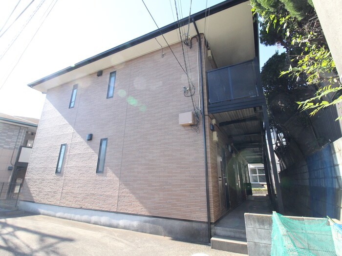 アヴェニールTOKAIの物件外観写真