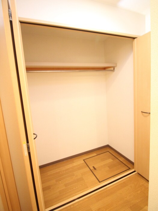 アヴェニールTOKAIの物件内観写真