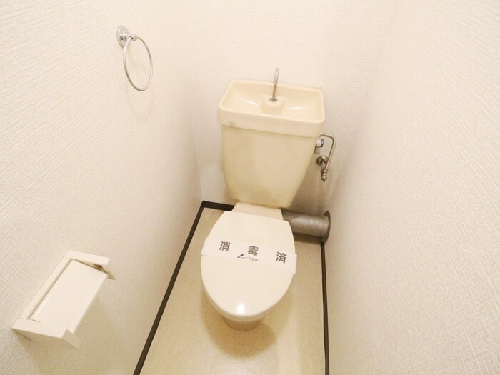 ジュノ－・ムカイの物件内観写真