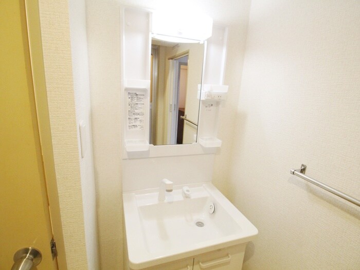 ジュノ－・ムカイの物件内観写真