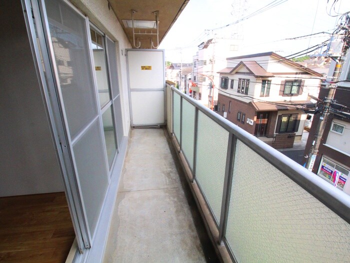 ジュノ－・ムカイの物件内観写真