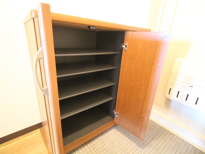 ジュノ－・ムカイの物件内観写真