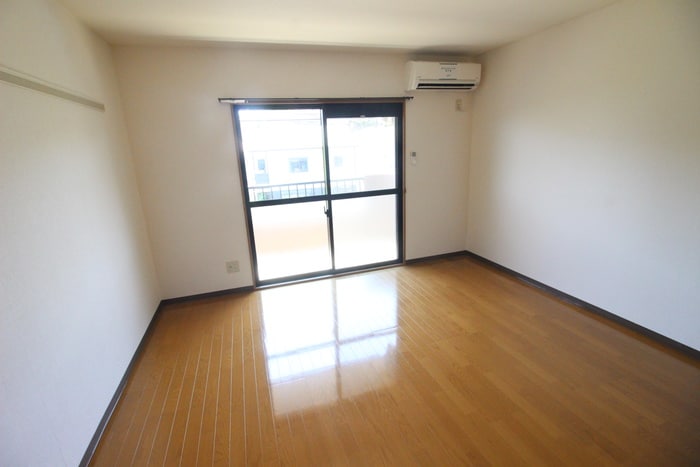 ベルコリ－ヌの物件内観写真