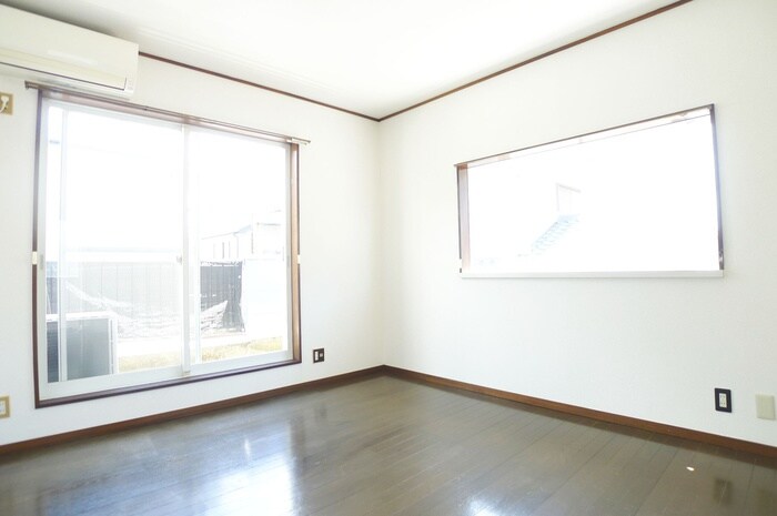 ナイス　ワンの物件内観写真