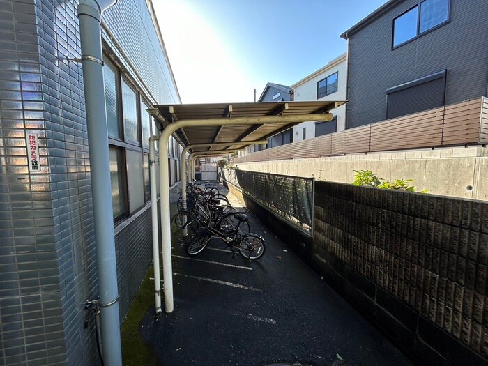 グランパーク六角橋の物件外観写真