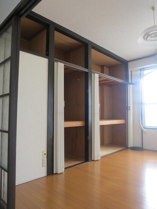 北島マンションの物件内観写真