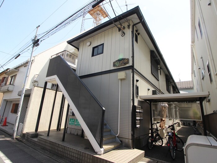 ＴＲＵＥ ＳＥＶＥＮの物件外観写真