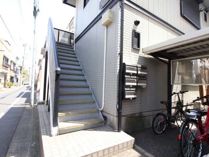 ＴＲＵＥ ＳＥＶＥＮの物件外観写真