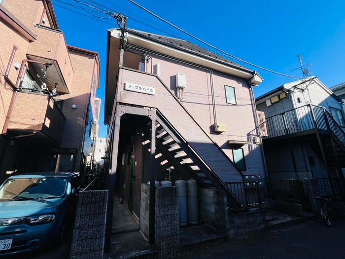 メープルハイツの物件外観写真