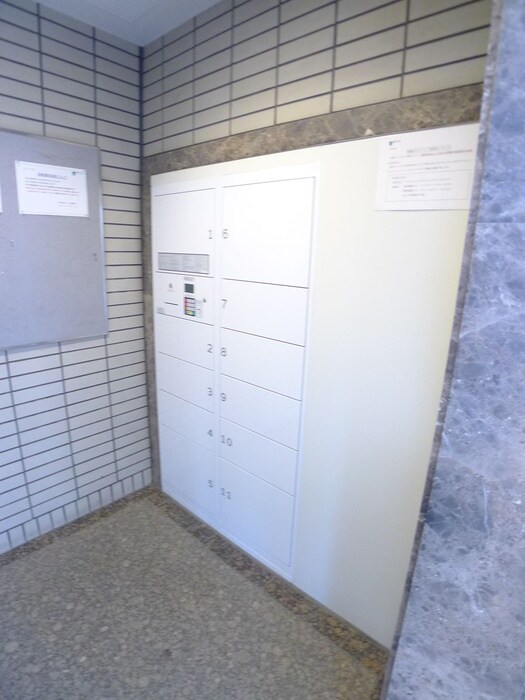 リバレインの物件外観写真