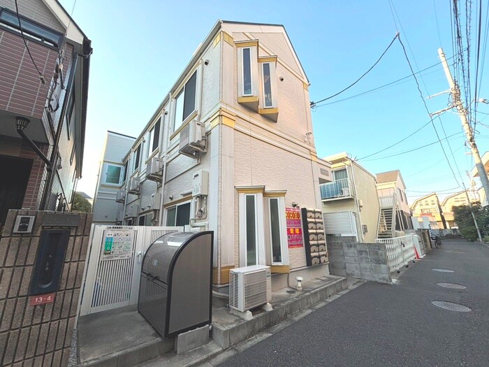 フェリス下高井戸の物件外観写真