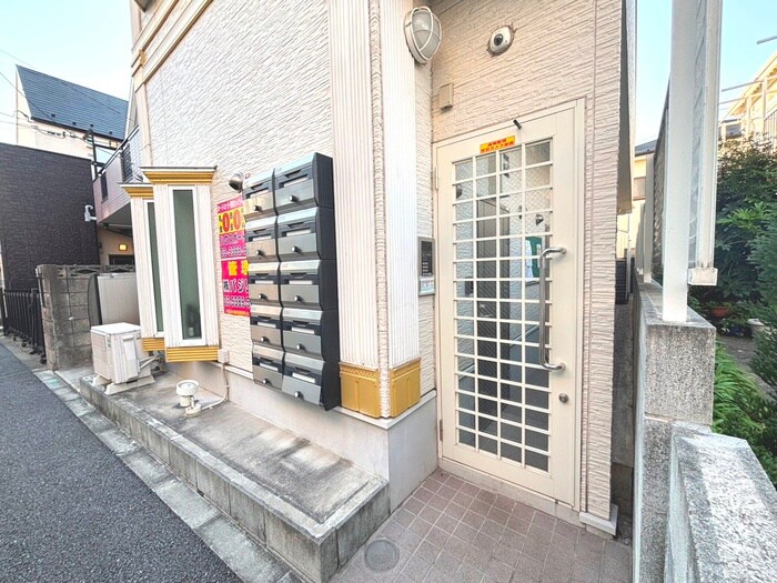 フェリス下高井戸の物件外観写真