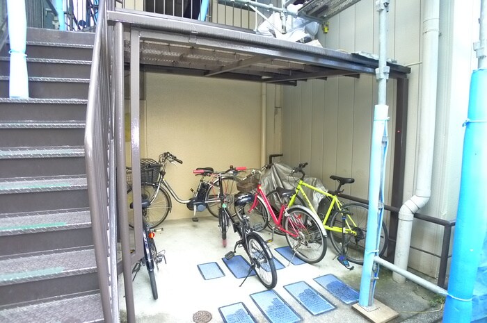 カーサ山本の物件外観写真