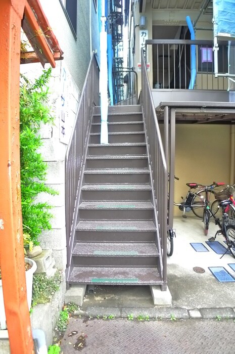 カーサ山本の物件外観写真