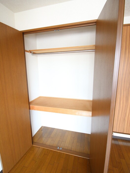 萬来ビル（４Ｆ）の物件内観写真