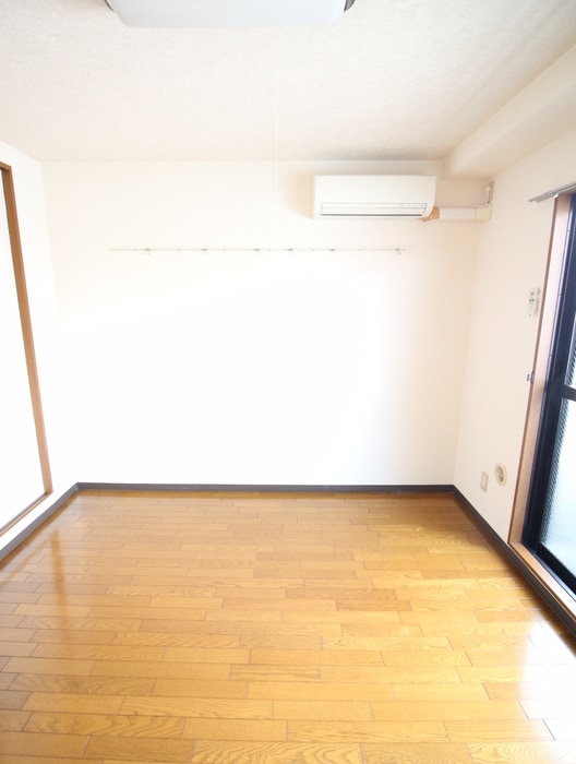 萬来ビル（４Ｆ）の物件内観写真