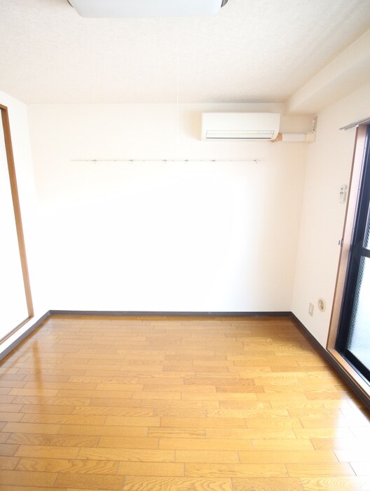 萬来ビル（４Ｆ）の物件内観写真