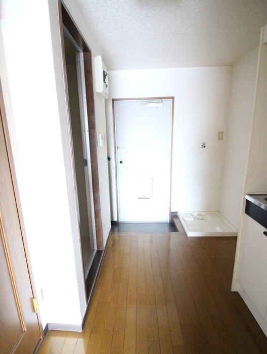 萬来ビル（４Ｆ）の物件内観写真