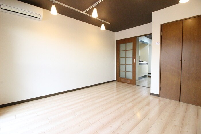 メゾン榎木町の物件内観写真