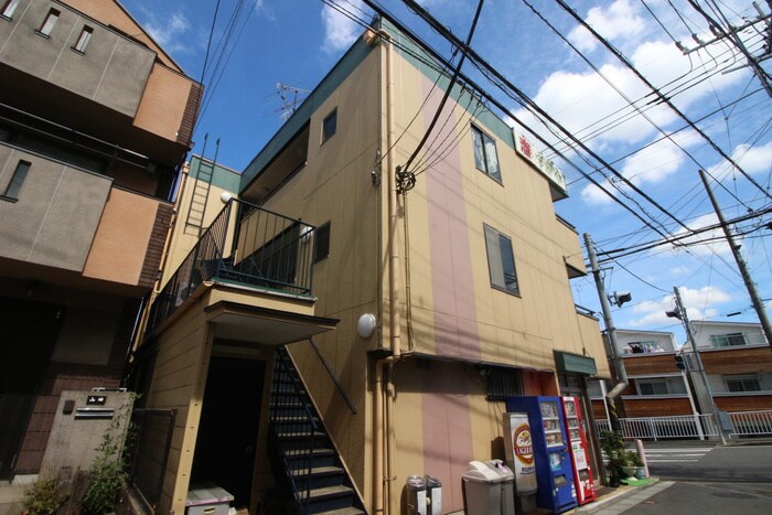 すがやマンションの物件外観写真