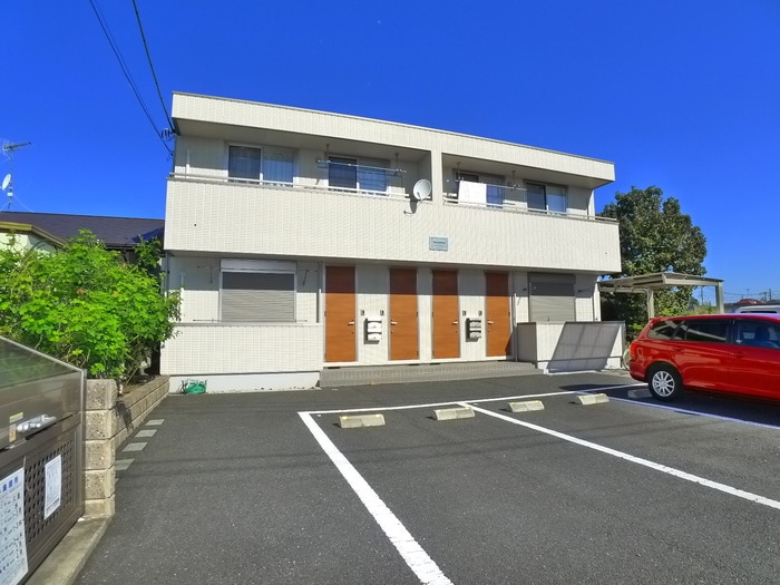 ロ－ズガ－デンⅡの物件外観写真