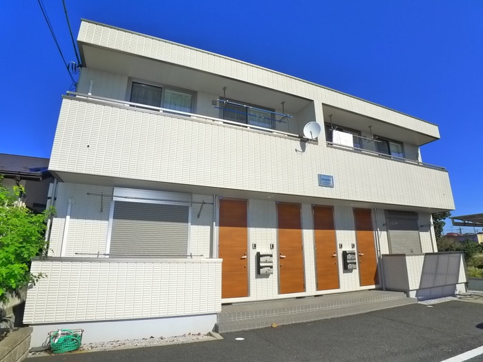 ロ－ズガ－デンⅡの物件外観写真