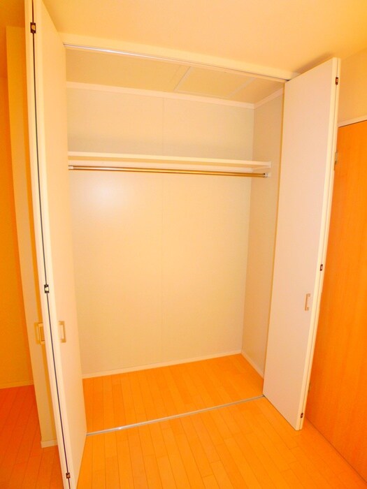 ロ－ズガ－デンⅡの物件内観写真