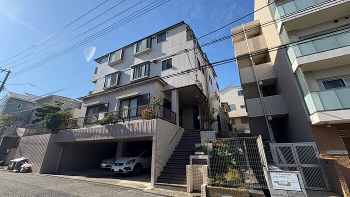 ビ－・エム・シ－ さぎ沼の物件外観写真