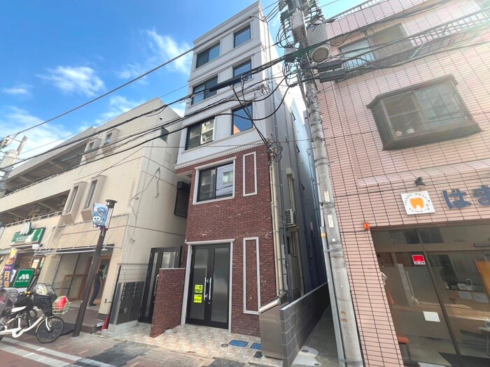 リベラ上平間の物件外観写真