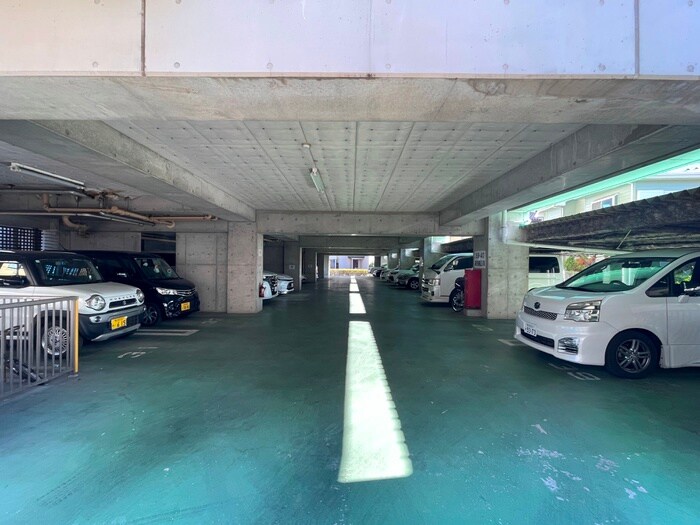 グランヴィラージュの物件外観写真